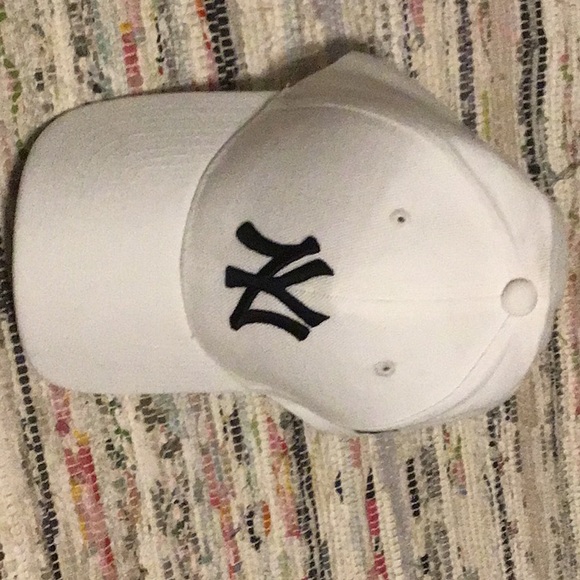 New York hat - Picture 1 of 1